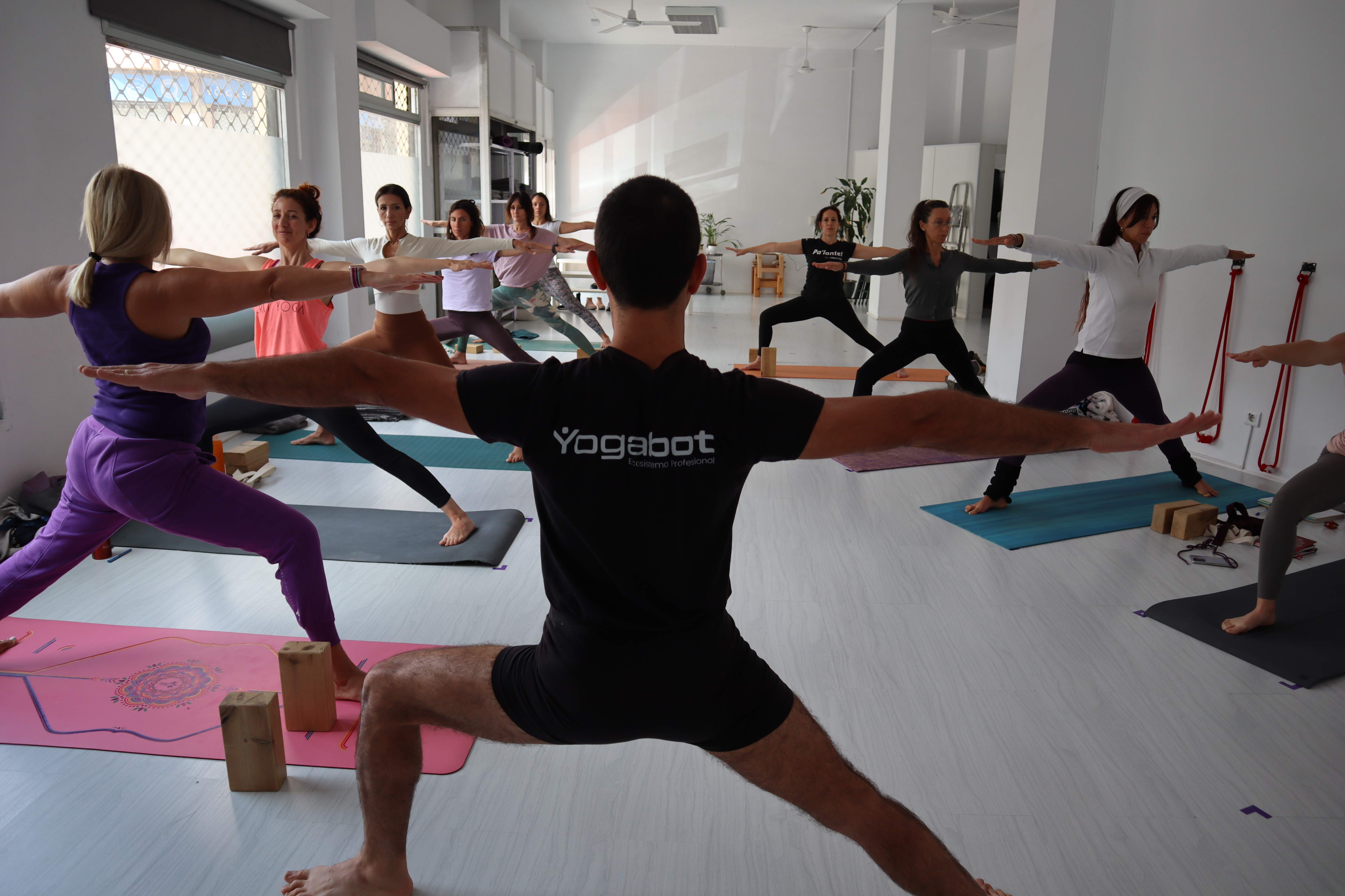 Clase de yoga para empresas — Nexo Yoga